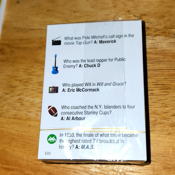 Outset Media - 80's 90's Trivia with over 1200 Fun Questions and Answers - Picture 3 of 8